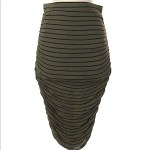 *DONATED* Splendid Ruched Pencil Skirt